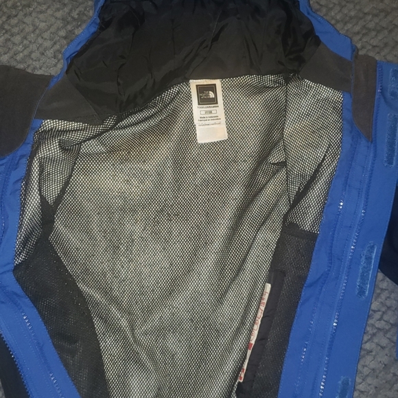 North face windbreaker - Picture 6 of 7